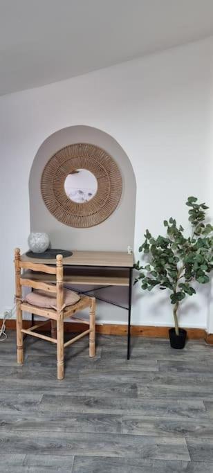 Le Duplex Du Centre - Ideal Pour Un Sejour Detente ! Saint-Savinien 外观 照片